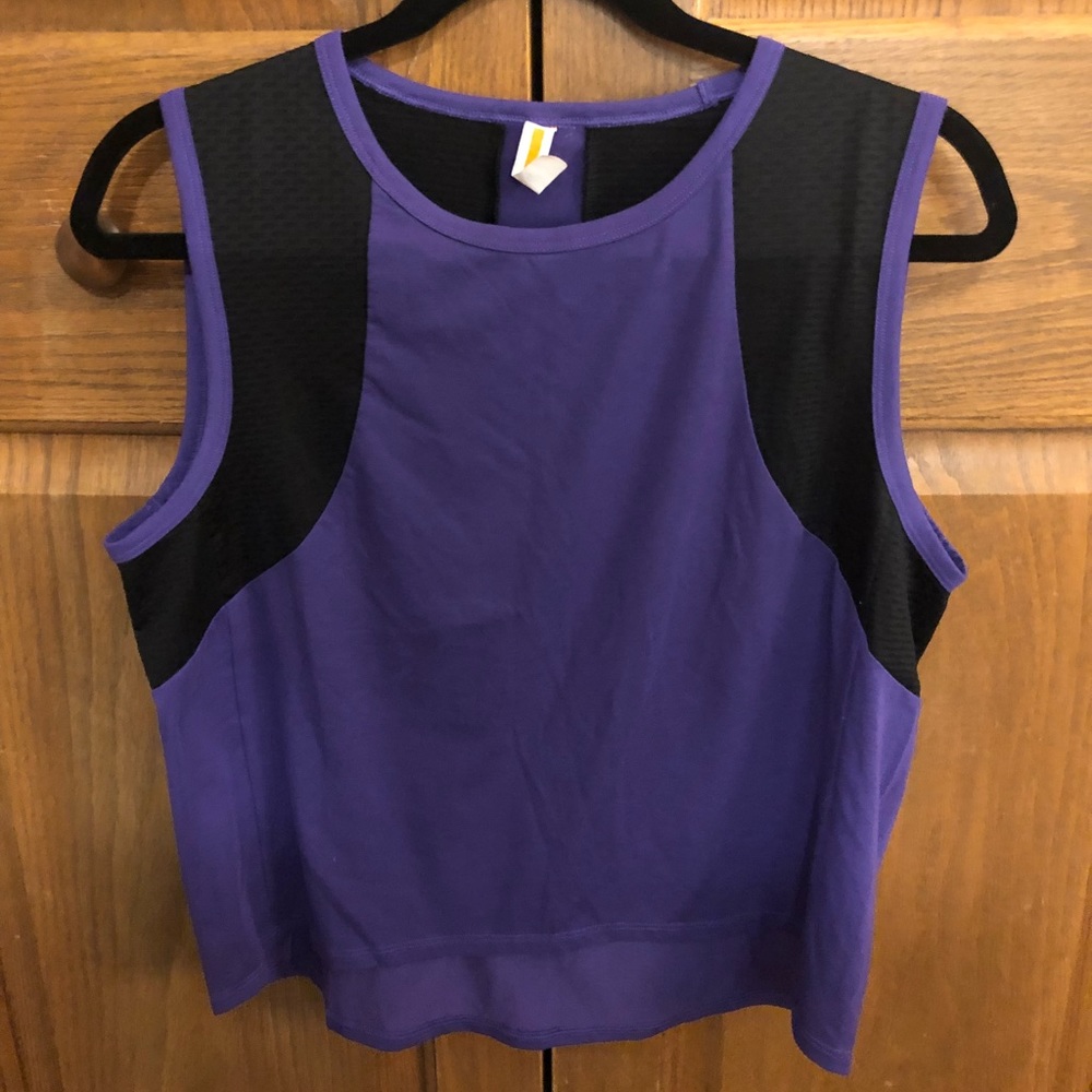 Lucy workout top